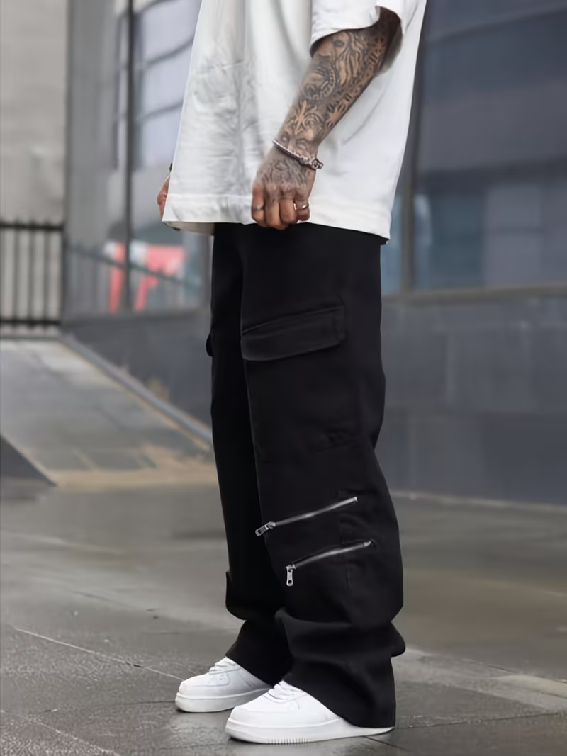 Men’s Wide-Leg Cargo Pants