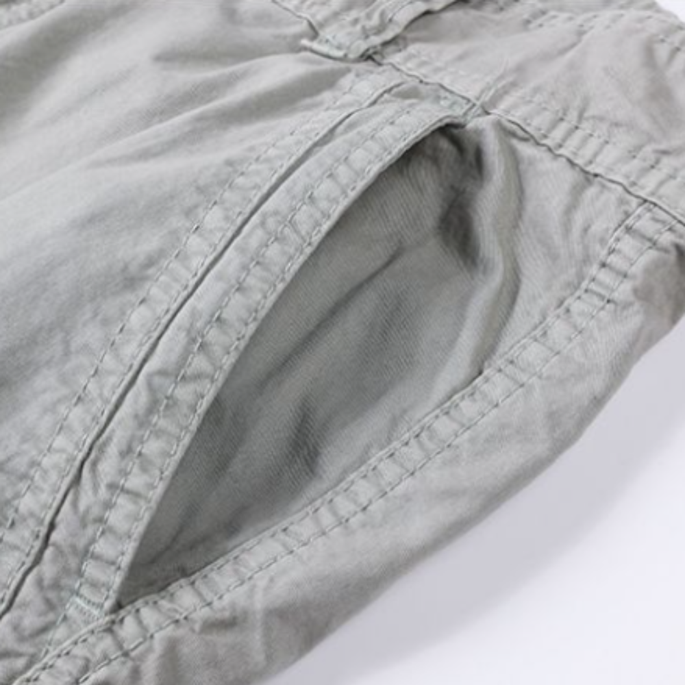 Men’s Cargo Shorts with Multiple Pockets