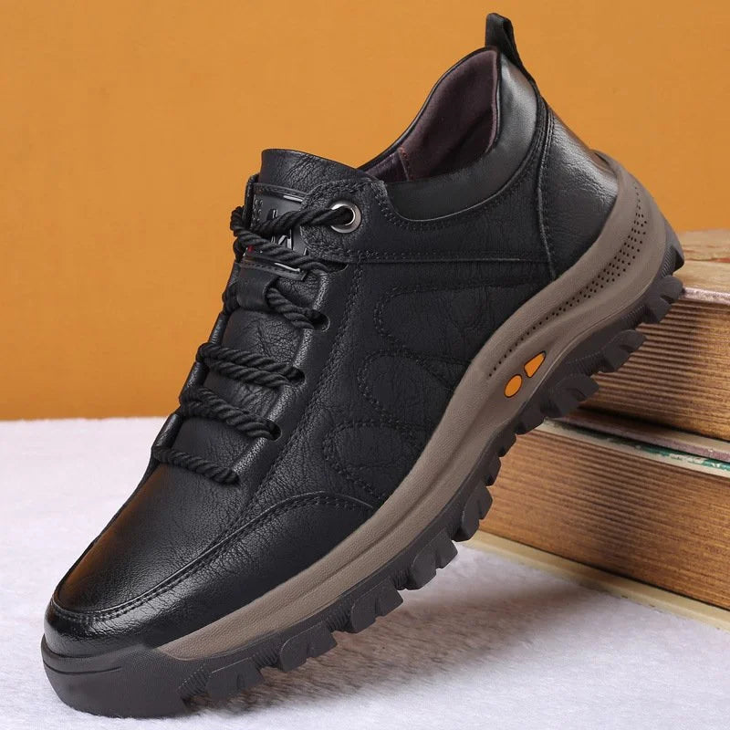 Men’s Lace-Up Hiking Shoes with Textured Grip Sole