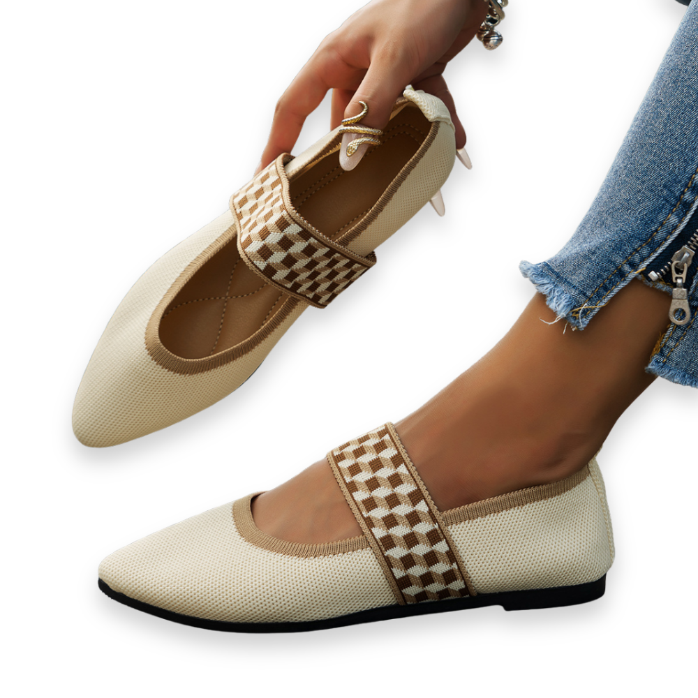 Women’s Ballerina Flats with Strap and Pointed Toe