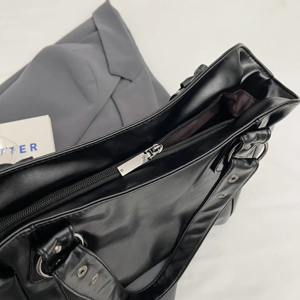Women’s Large Leather Vintage Shoulder Bag