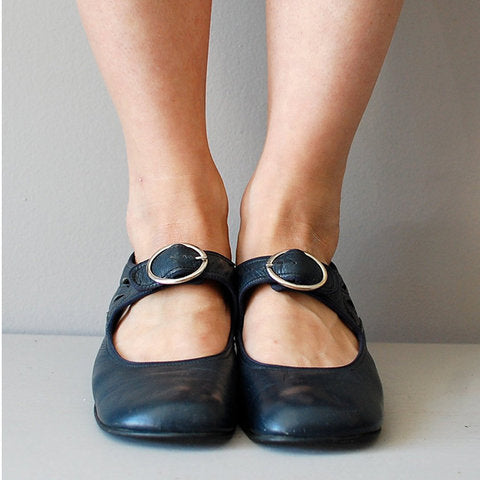Women’s Mary Jane Shoes with Strap