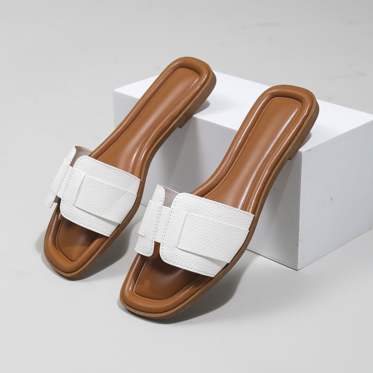 Women’s Summer Flat Slip-On Sandals