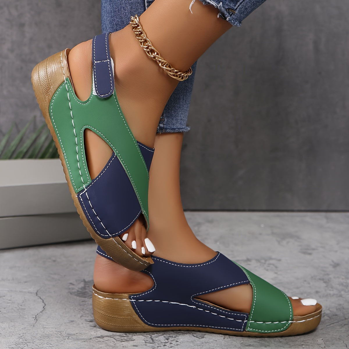 Women’s Summer Sandals with Cross Strap